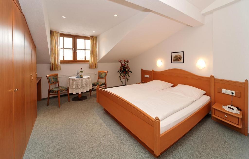 Gasthof-Pension-Kraus Achslach Rom bilde